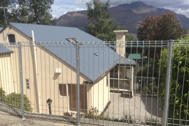 Photo of property in 34a Lochy Road, Fernhill, Queenstown, 9300