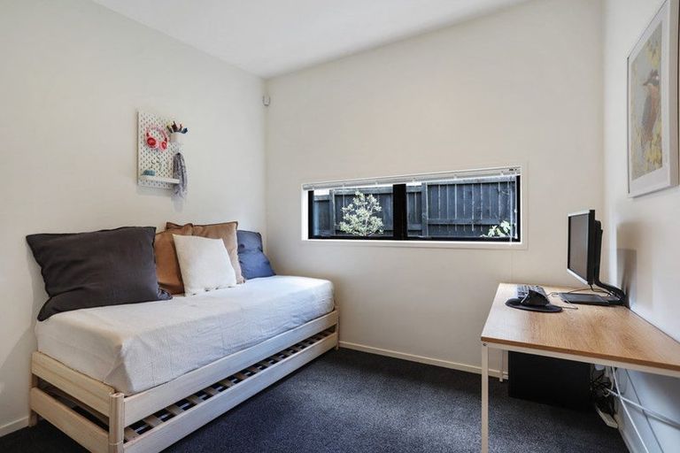 Photo of property in 26 Arataki Views Way, Glen Eden, Auckland, 0602