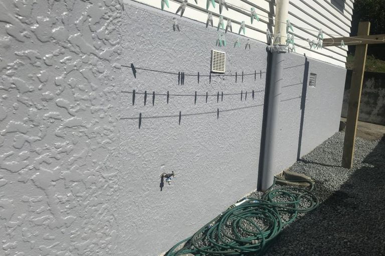 Photo of property in 18 Edinburgh Terrace, Berhampore, Wellington, 6023