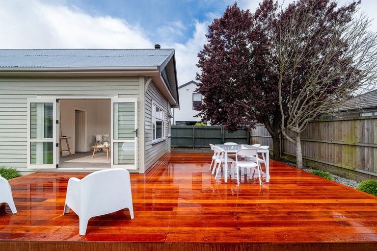 Photo of property in 23 Cross Street, Phillipstown, Christchurch, 8011