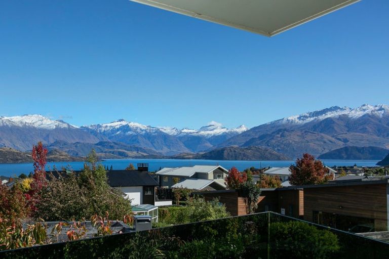 Photo of property in 47 Forest Heights, Wanaka, 9305
