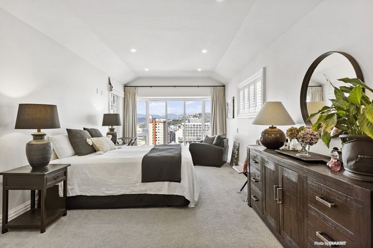 Photo of property in 30 Talavera Terrace, Kelburn, Wellington, 6012