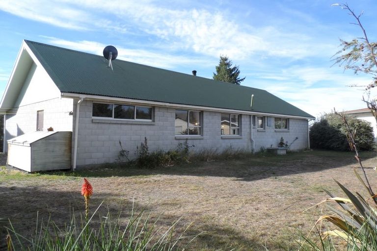 Photo of property in 10 Scott Street, Lake Tekapo, 7999