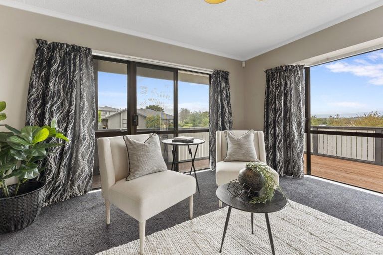 Photo of property in 2 Puketiro Drive, Feilding, 4702