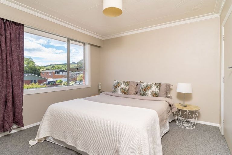 Photo of property in 10 Kinmont Crescent, Kinmont Park, Mosgiel, 9024