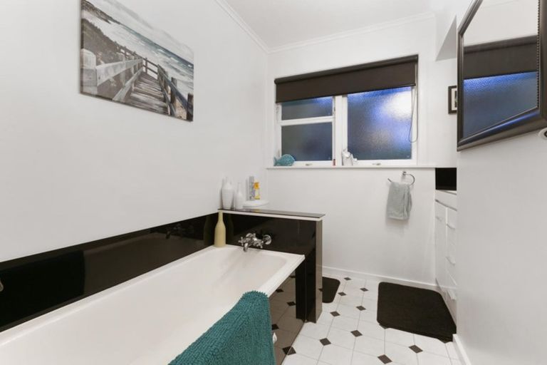 Photo of property in 66 Darraghs Road, Brookfield, Tauranga, 3110