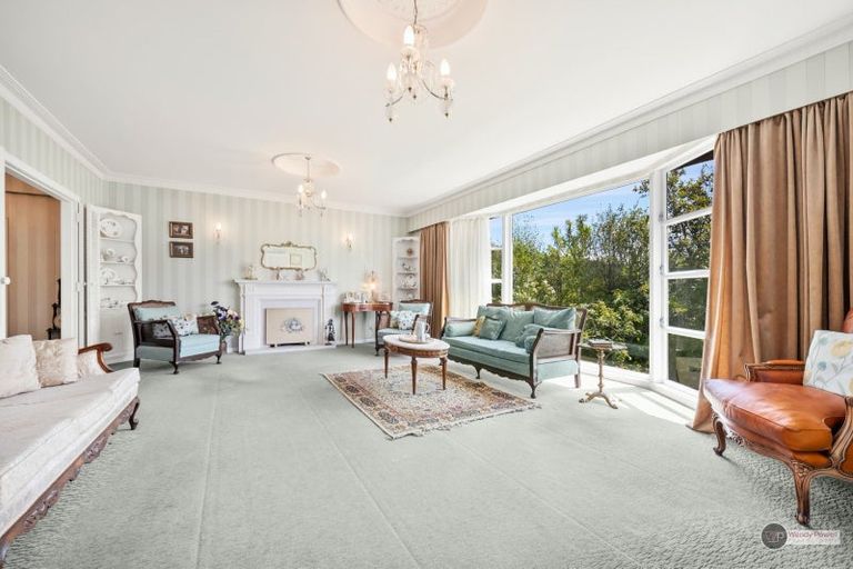 Photo of property in 15 Harewood Grove, Pinehaven, Upper Hutt, 5019