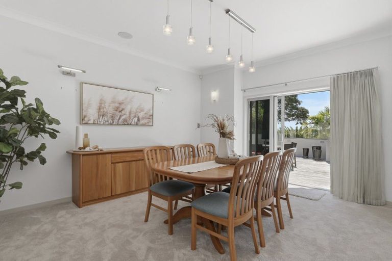 Photo of property in 19 Beach Road, Otumoetai, Tauranga, 3110