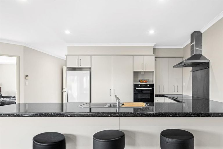 Photo of property in 41 Chic Gardens, Parakai, 0830