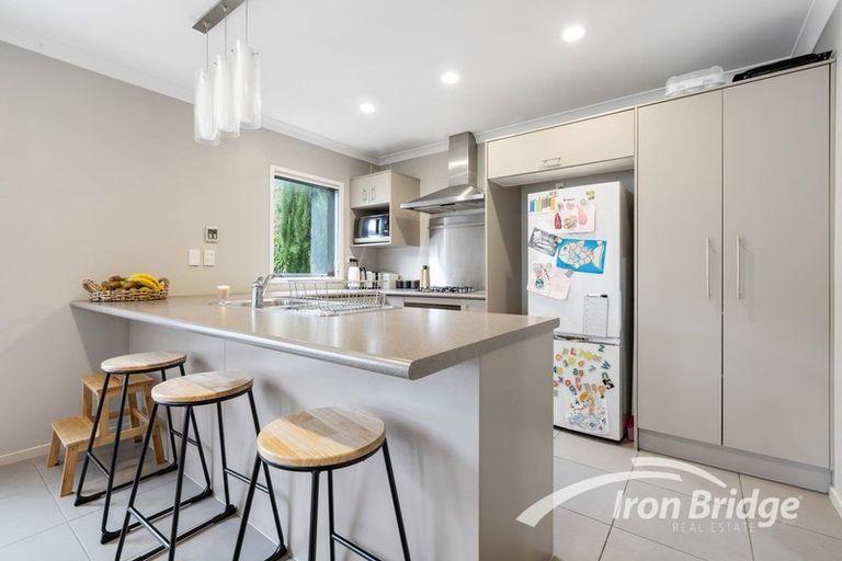 Photo of property in 82a Kirton Drive, Riverstone Terraces, Upper Hutt, 5018