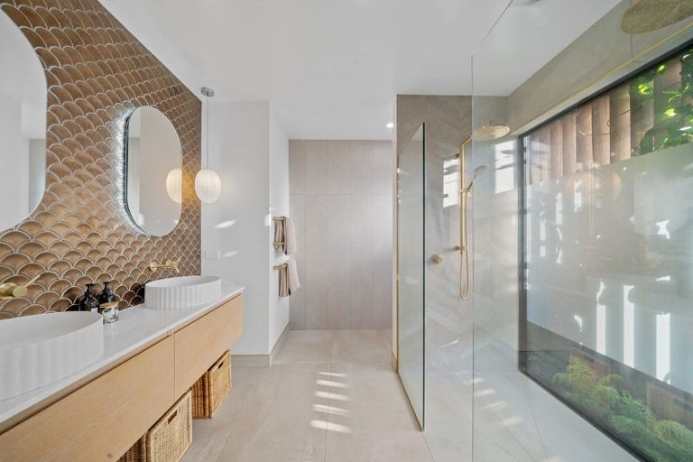 Photo of property in 5 Winstone House Road, Paerata, 2124