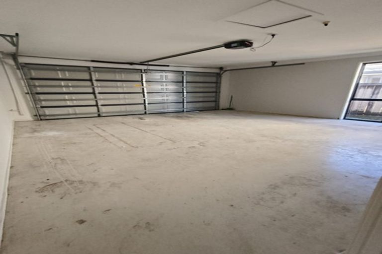 Photo of property in 10 Summerland Drive, Henderson, Auckland, 0612