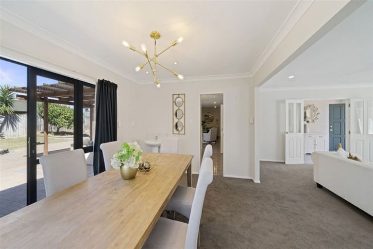 Photo of property in 40 Longford Park Drive, Takanini, 2112