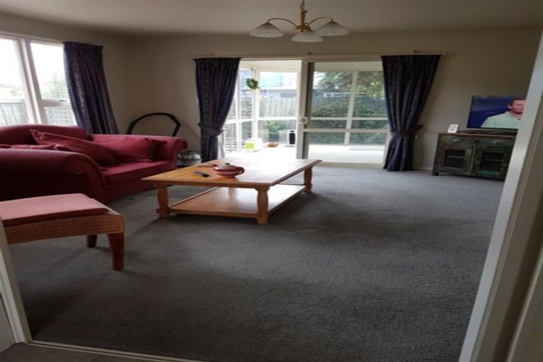 Photo of property in 1/15a Marriotts Road, North New Brighton, Christchurch, 8083