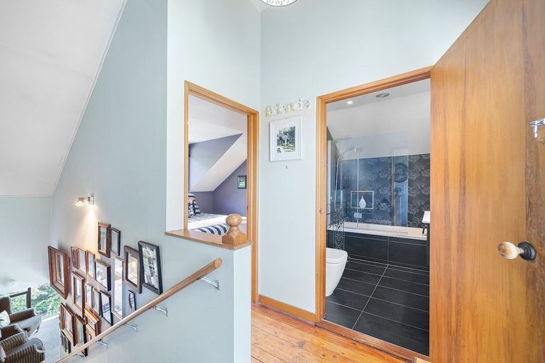 Photo of property in 49 Goldfield Heights, Queenstown, 9300