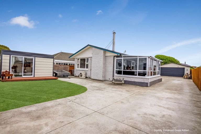 Photo of property in 150 Pacific Road, North New Brighton, Christchurch, 8083