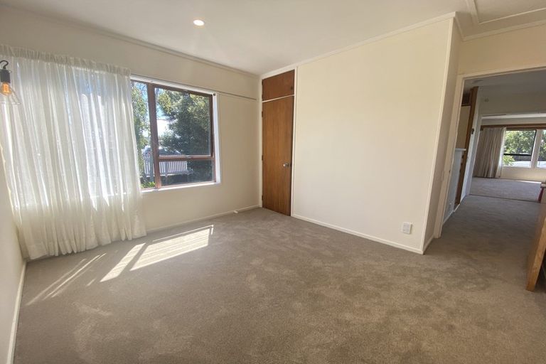 Photo of property in 237 Te Atatu Road, Te Atatu South, Auckland, 0610