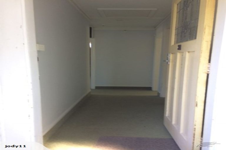 Photo of property in 21 Crawford Road, Kilbirnie, Wellington, 6022