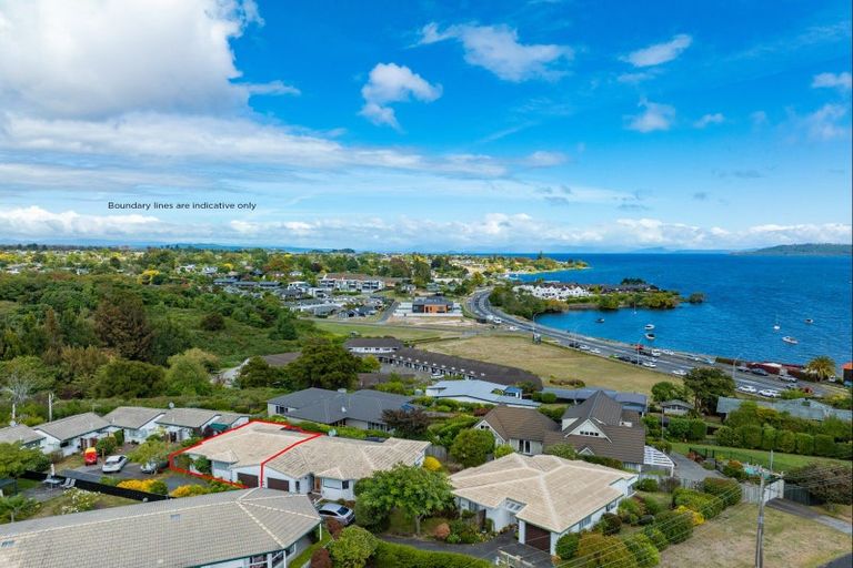 Photo of property in 11c Shepherd Road, Waipahihi, Taupo, 3330