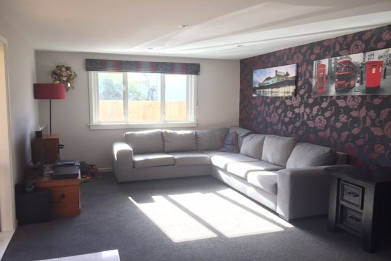 Photo of property in 282 Keyes Road, New Brighton, Christchurch, 8083