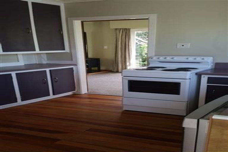 Photo of property in 1/43 Belt Road, Moturoa, New Plymouth, 4310