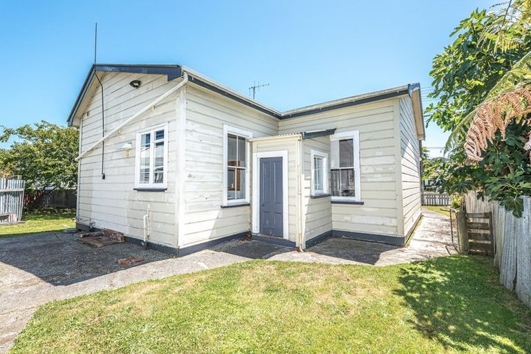 Photo of property in 17 London Street, Aramoho, Whanganui, 4500