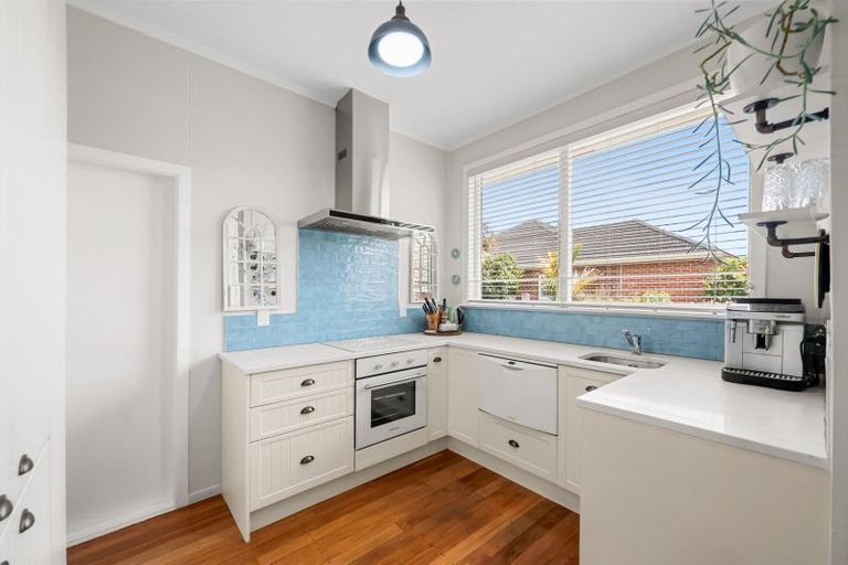 Photo of property in 14a/103 Epuni Street, Epuni, Lower Hutt, 5011