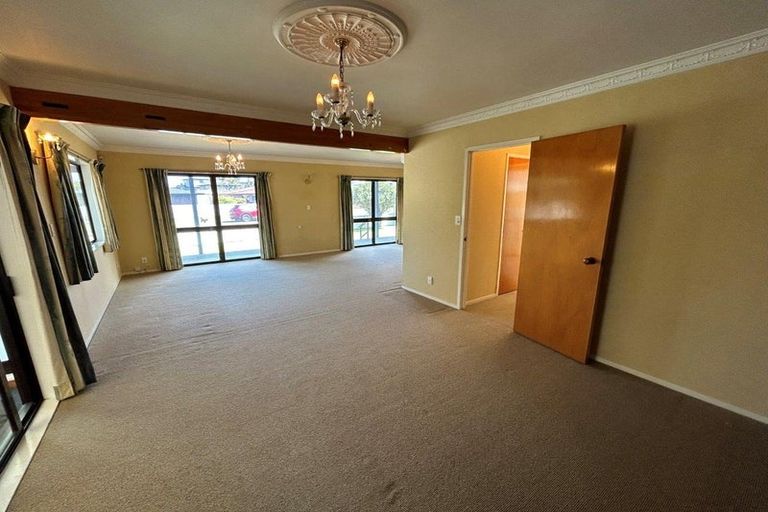 Photo of property in 4 Allan Place, Papamoa Beach, Papamoa, 3118