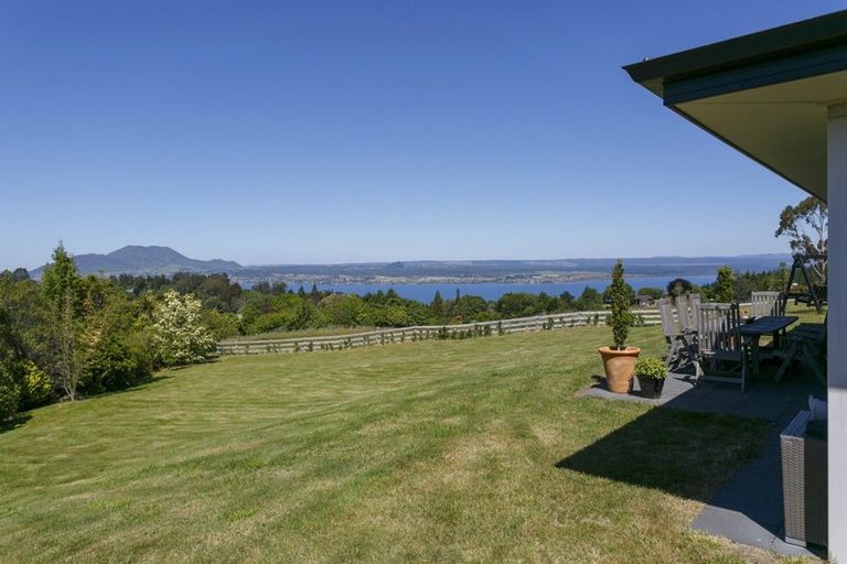 Photo of property in 35 Blue Ridge Drive, Acacia Bay, Taupo, 3385