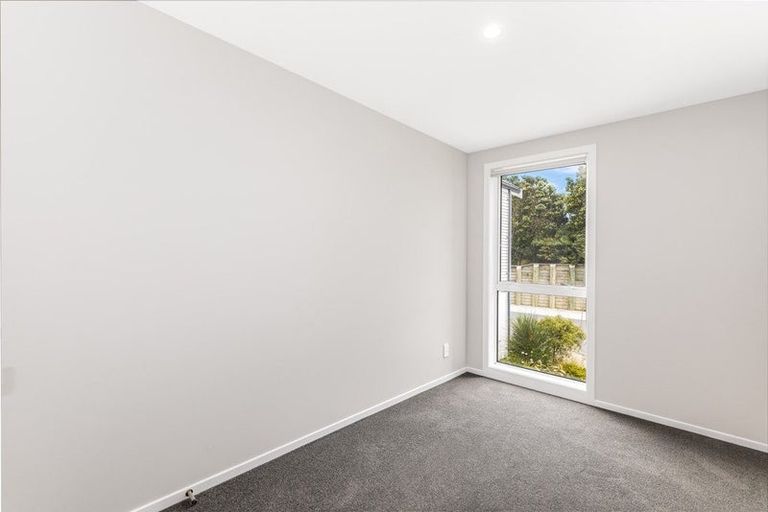 Photo of property in 18 Kopua Place, Whitby, Porirua, 5024