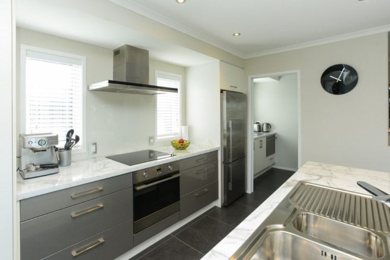 Photo of property in 1 Whakatomo Place, Havelock North, 4130