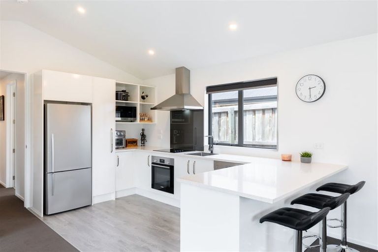 Photo of property in 10 Richard Hadlee Lane, Rolleston, 7615