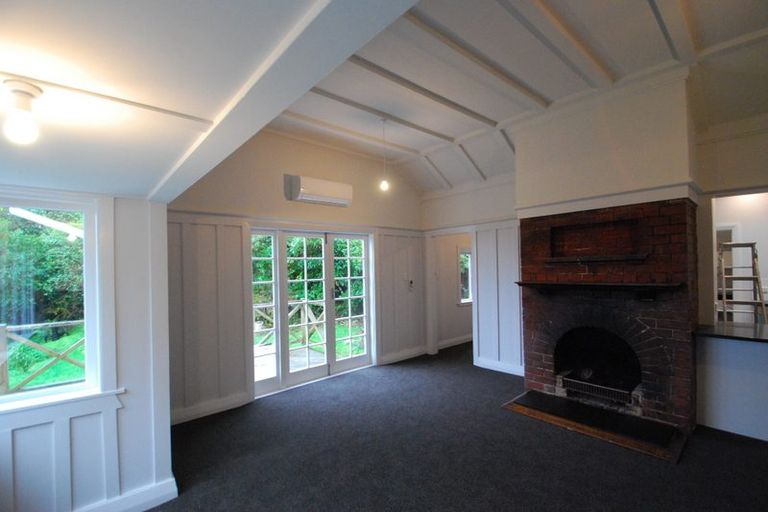 Photo of property in 21 Kotari Road, Days Bay, Lower Hutt, 5013