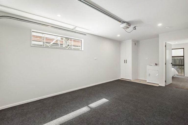 Photo of property in 2/1 Egremont Street, Belmont, Auckland, 0622