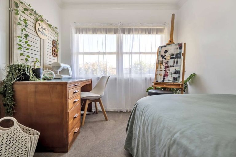 Photo of property in 3 Moloney Terrace, Pukekohe, 2120