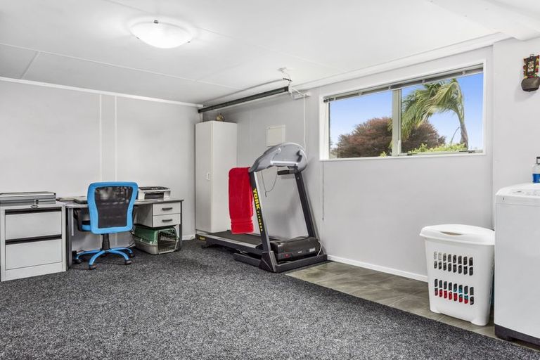 Photo of property in 55 Bell Common Close, Bethlehem, Tauranga, 3110