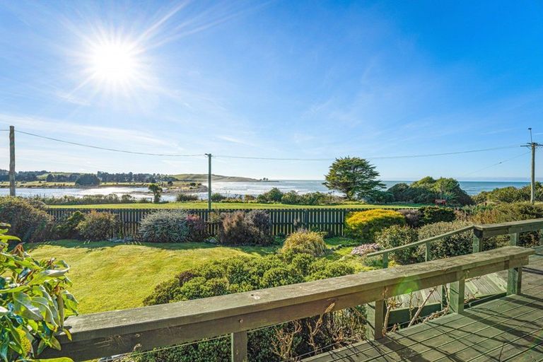 Photo of property in 17 Harbour Terrace, Kakanui, Oamaru, 9495