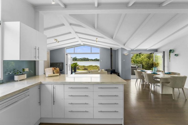 Photo of property in 22 Lindoch Avenue, Te Puna, Tauranga, 3174