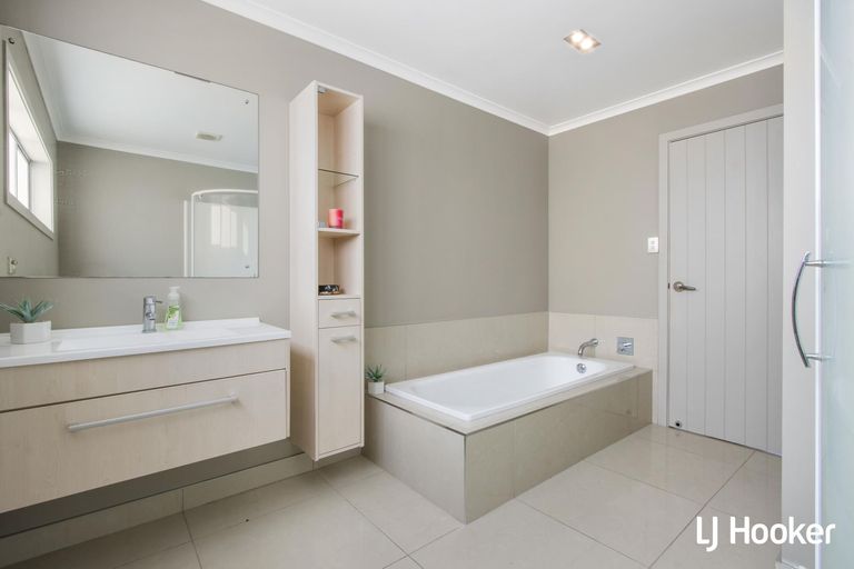 Photo of property in 4 Wilson Road, Waihi Beach, 3611