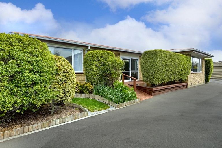Photo of property in 35 Woodgrove Avenue, North New Brighton, Christchurch, 8083