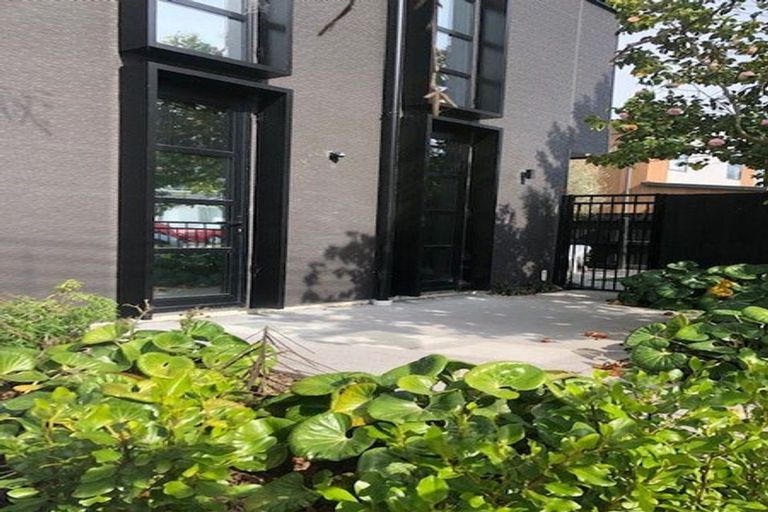 Photo of property in 6/27 Gracefield Avenue, Christchurch Central, Christchurch, 8013