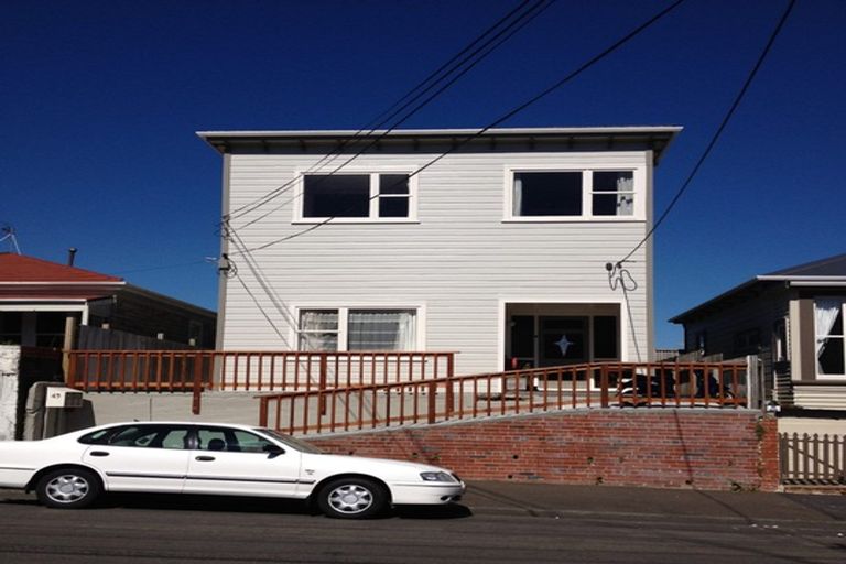 Photo of property in 2/45 Stanley Street, Berhampore, Wellington, 6023