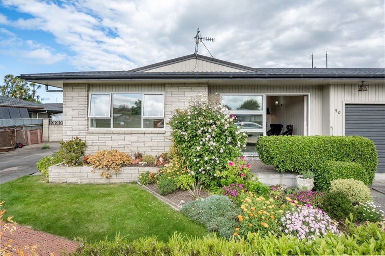 Photo of property in 1/90 Napier Road, Havelock North, 4130