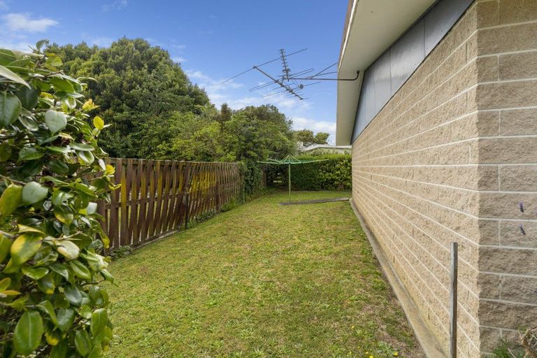 Photo of property in 6 Bevan Place, Otaki, 5512