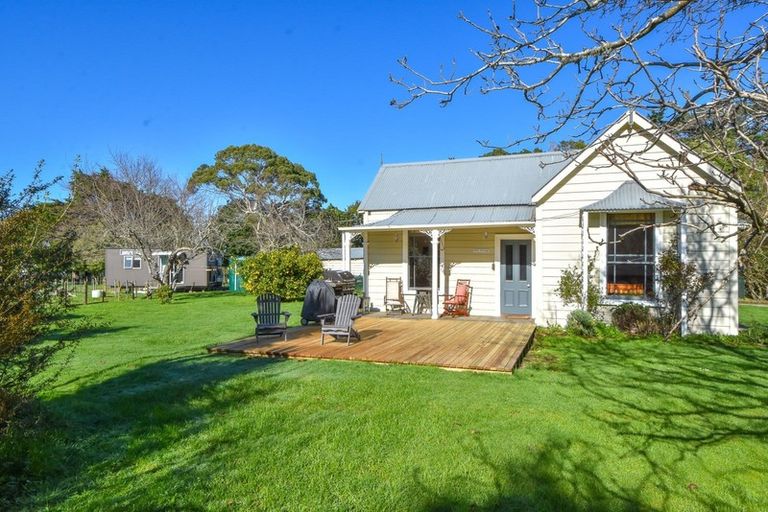 Photo of property in 465 Belvedere Road, Carrington, Carterton, 5791