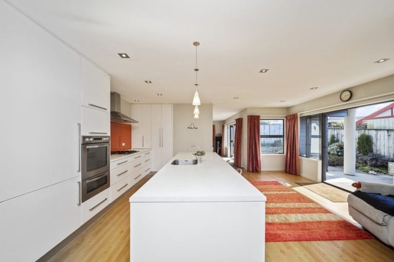 Photo of property in 44a Fitzroy Road, Fitzroy, New Plymouth, 4312