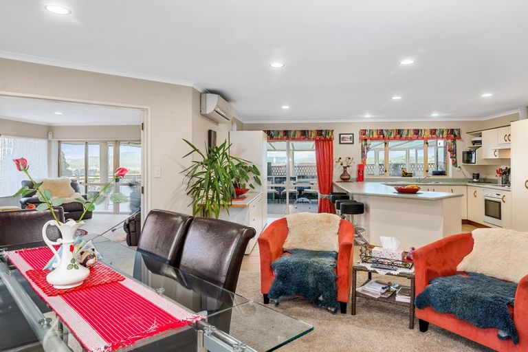 Photo of property in 73c Thomas Crescent, Western Heights, Rotorua, 3015