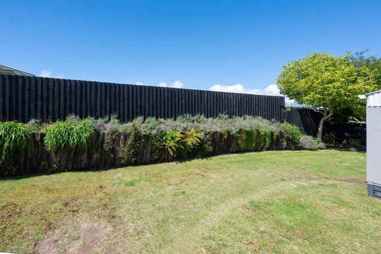 Photo of property in 31 Tania Crescent, Western Heights, Rotorua, 3015