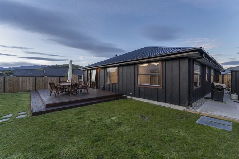Photo of property in 77 Jack Hanley Drive, Jacks Point, Queenstown, 9371