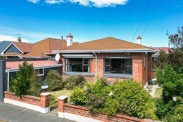 Photo of property in 4 Auld Street, Saint Kilda, Dunedin, 9012